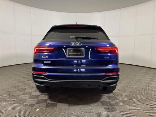 2024 Audi Q3 Premium 45 TFSI S line quattro Tiptronic