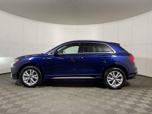 2024 Audi Q3 Premium 45 TFSI S line quattro Tiptronic