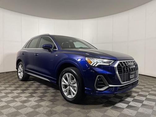 2024 Audi Q3 Premium 45 TFSI S line quattro Tiptronic