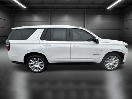 2021 Chevrolet Tahoe 4WD High Country