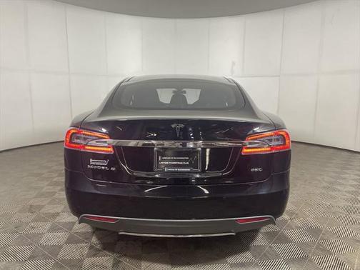 2015 Tesla Model S 85D