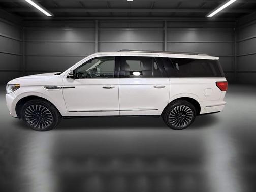2019 Lincoln Navigator L Black Label