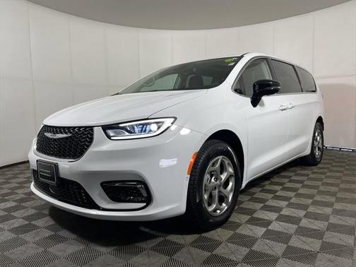 2024 Chrysler Pacifica Limited