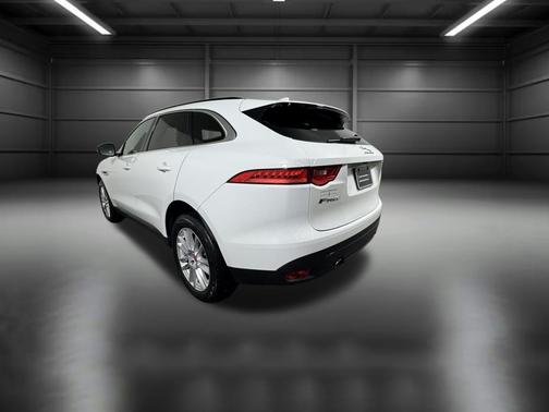 2019 Jaguar F-PACE 25t Prestige