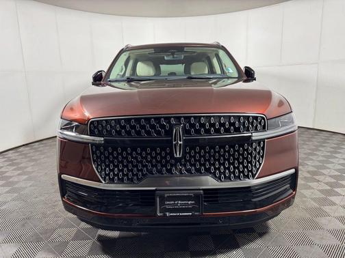 Bronze Fire Tinted Clearcoat 2027 Lincoln Navigator Reserve