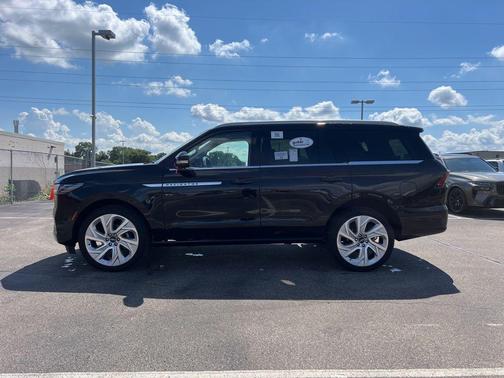 2025 Lincoln Navigator Reserve