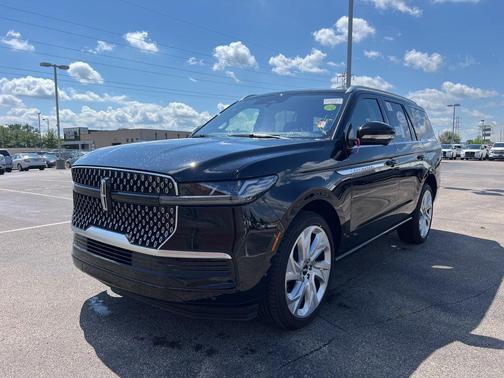 2025 Lincoln Navigator Reserve