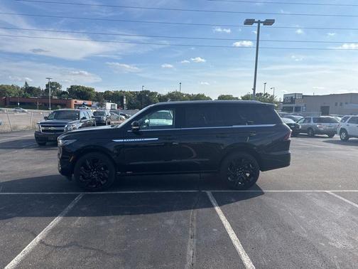 2025 Lincoln Navigator Reserve