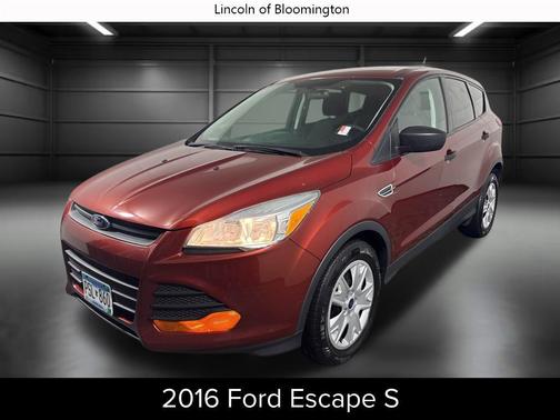 2016 Ford Escape S