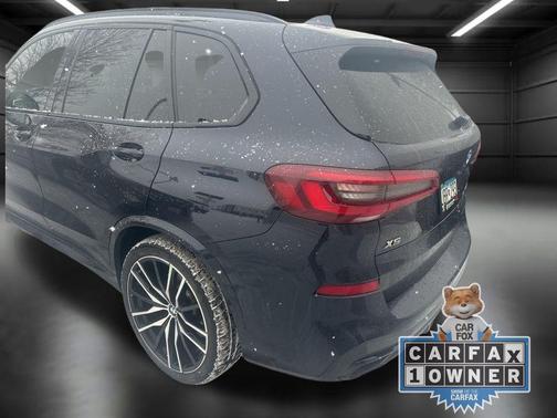 2022 BMW X5 M50i