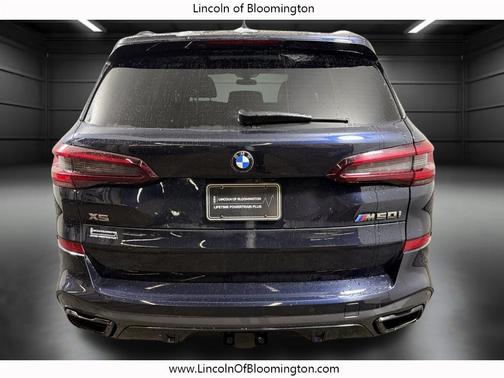2022 BMW X5 M50i