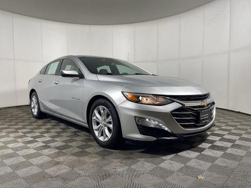 2019 Chevrolet Malibu Hybrid Base