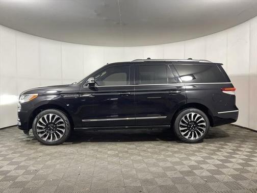 2024 Lincoln Navigator Black Label