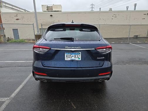 2023 Maserati Levante Modena