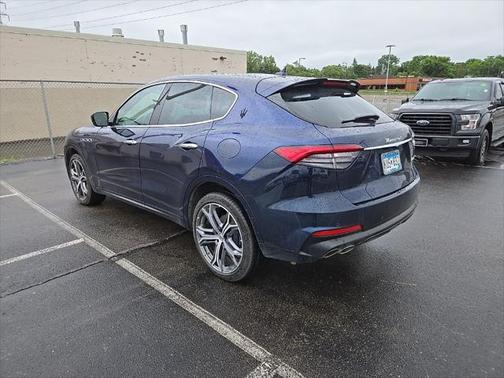 2023 Maserati Levante Modena