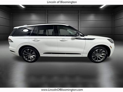 2026 Lincoln Aviator Premiere