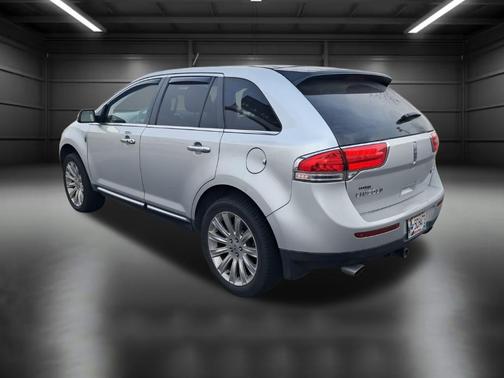 2015 Lincoln MKX Base