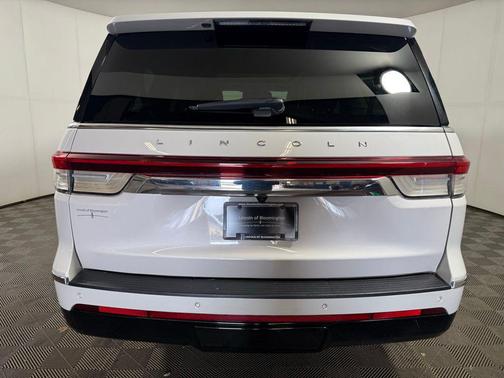 CERAMIC PEARL MET 3C 2024 Lincoln Navigator Reserve