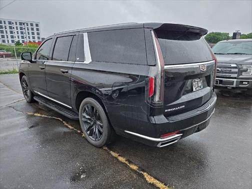 2023 Cadillac Escalade ESV Premium Luxury