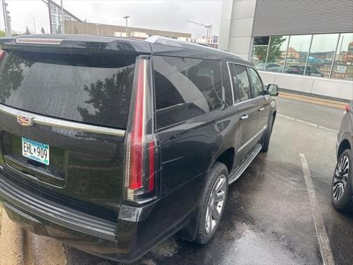 2016 Cadillac Escalade ESV Premium
