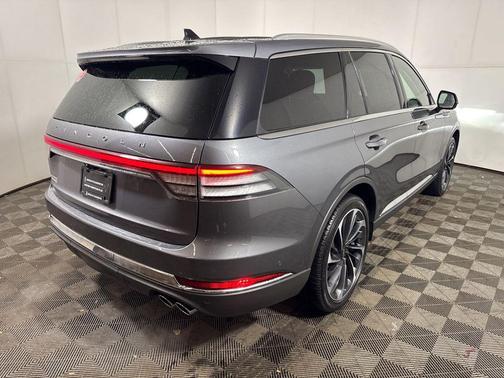 2022 Lincoln Aviator Reserve AWD