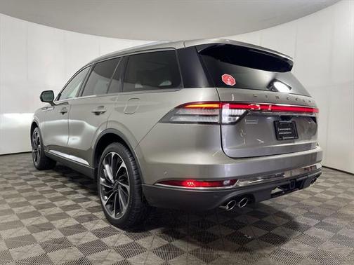 2023 Lincoln Aviator Reserve AWD
