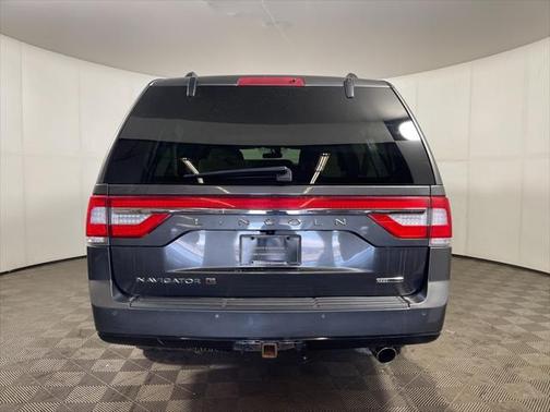 2016 Lincoln Navigator L Reserve