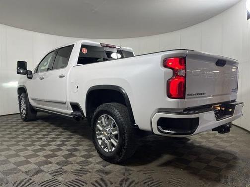 2024 Chevrolet Silverado 2500 High Country