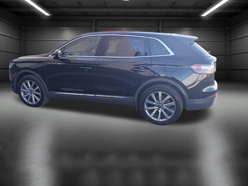 2019 Lincoln Nautilus Select