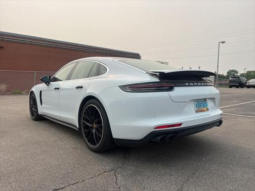 2018 Porsche Panamera 4S