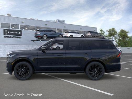Infinite Black Metallic Clearcoat 2026 Lincoln Navigator Reserve