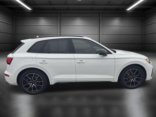 2024 Audi SQ5 3.0T Premium Plus