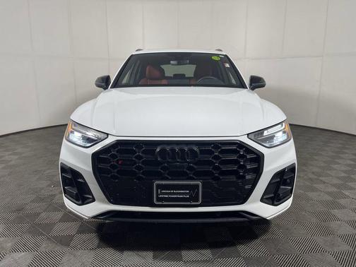 2024 Audi SQ5 3.0T Premium Plus