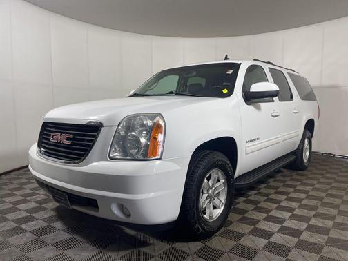 2011 GMC Yukon XL 1500 SLT