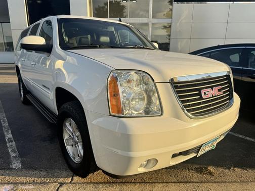 2011 GMC Yukon XL 1500 SLT