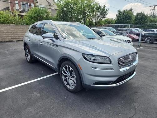 2023 Lincoln Nautilus Reserve