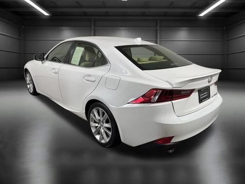 2016 Lexus IS 300 Base