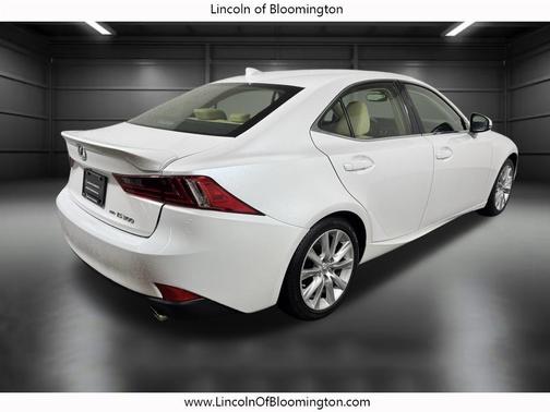 2016 Lexus IS 300 Base