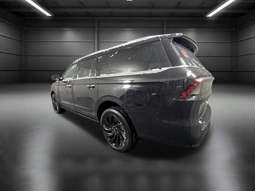 2025 Lincoln Navigator Black Label