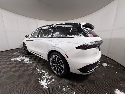 2026 Lincoln Nautilus Black Label