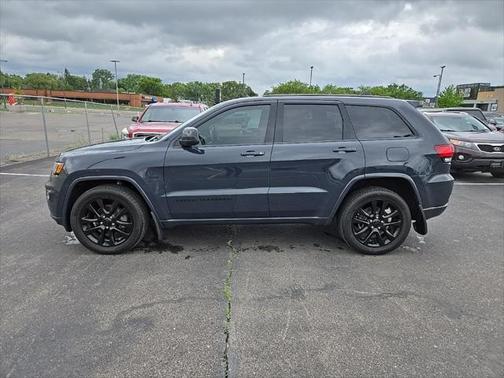 2017 Jeep Grand Cherokee Altitude