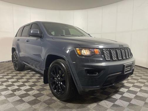 2017 Jeep Grand Cherokee Altitude