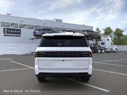 2025 Lincoln Navigator Black Label