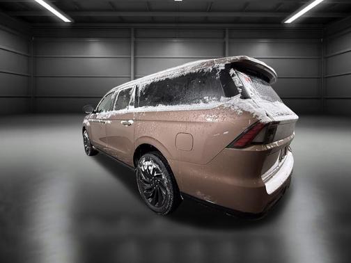 2025 Lincoln Navigator Black Label