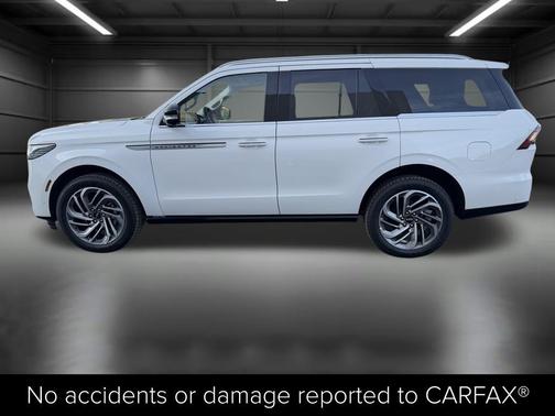 2025 Lincoln Navigator Reserve