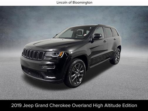 Diamond Black Crystal Pearlcoat 2019 Jeep Grand Cherokee High Altitude