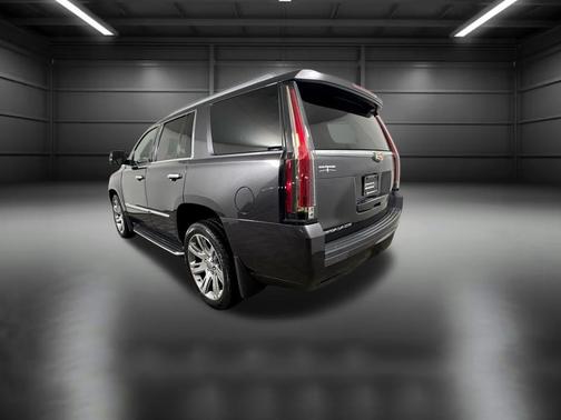 2016 Cadillac Escalade Luxury