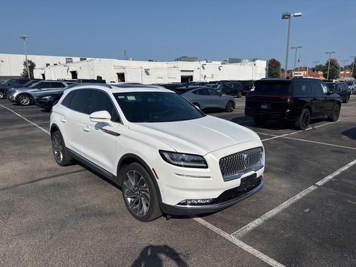 2023 Lincoln Nautilus Reserve