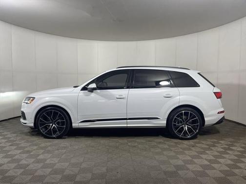 2021 Audi Q7 55 Prestige