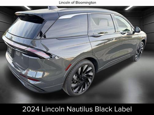 2024 Lincoln Nautilus Black Label